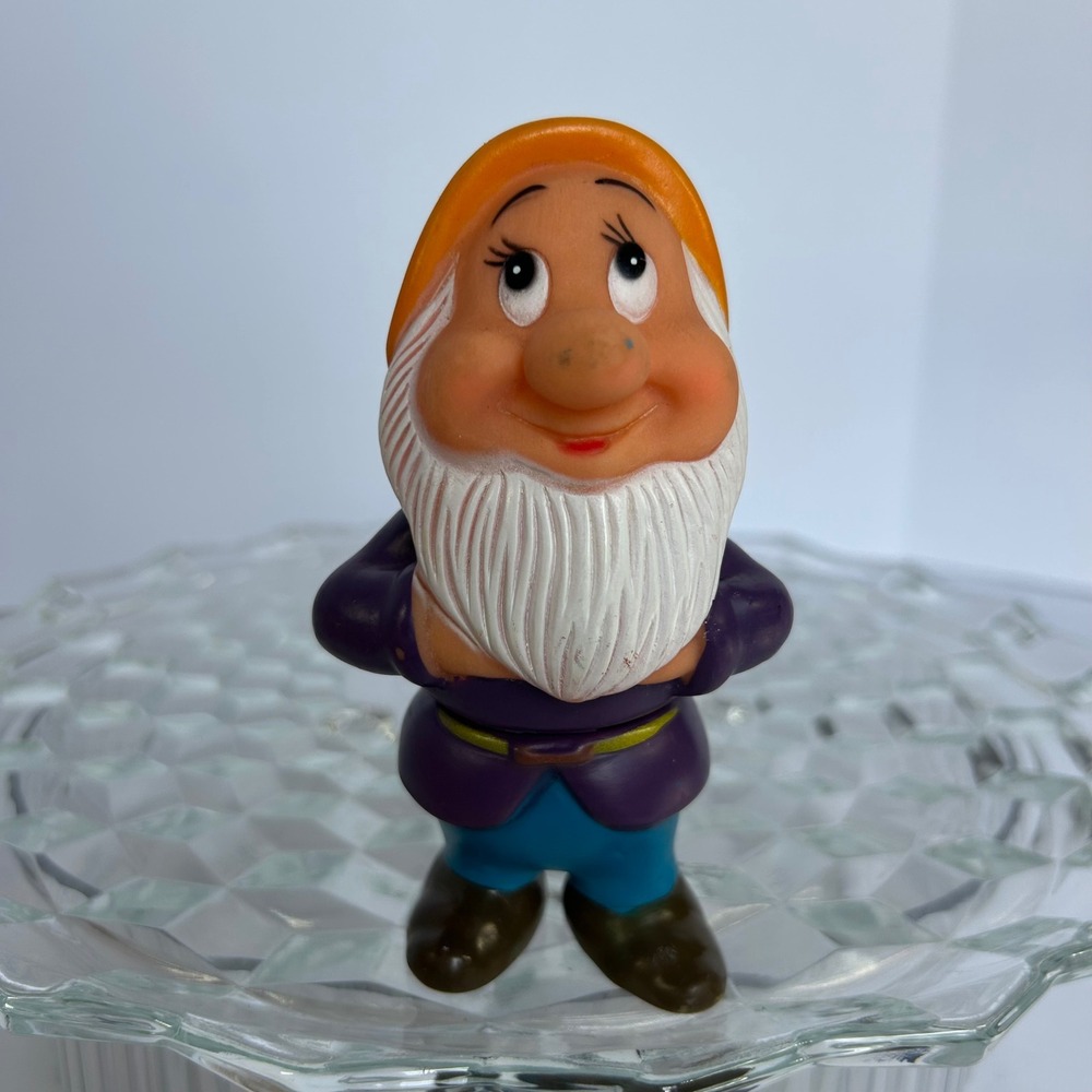 Vintage Disney Snow White Dopey Figurine Hong Kong PVC Toy‎ Collectible